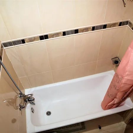 Quarto 1 Areeiro Privatunterkunft