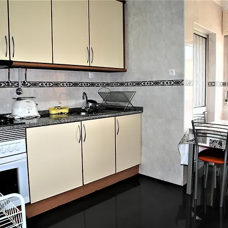 Homestay Quarto 1 Areeiro *